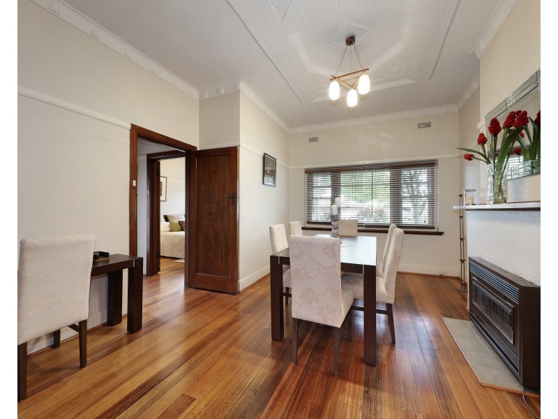 95 McKinnon Road, Mckinnon VIC 3204