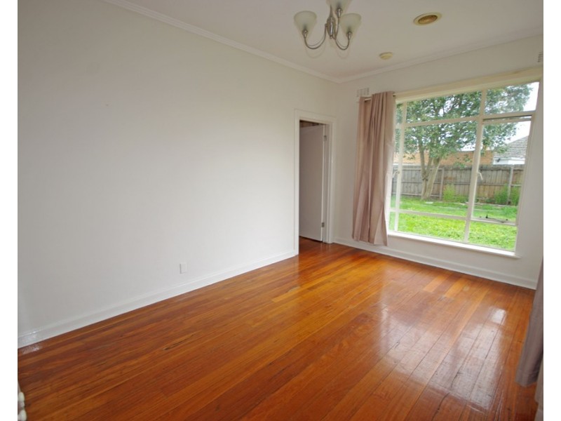 27 Strathmore Street, Bentleigh VIC 3204