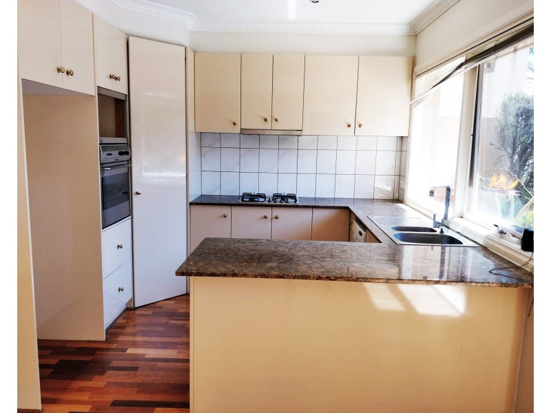 2/68 Whitmuir Road, Mckinnon VIC 3204