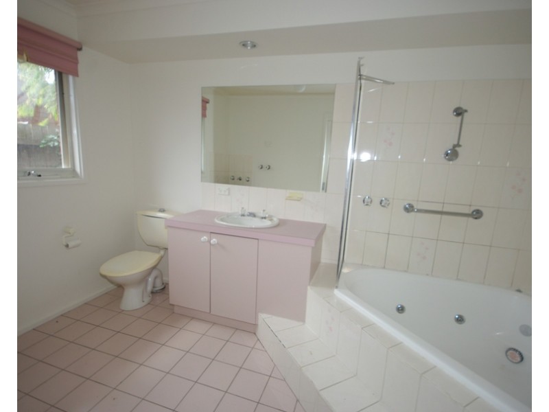 2/1 Florence Street, Bentleigh East VIC 3165