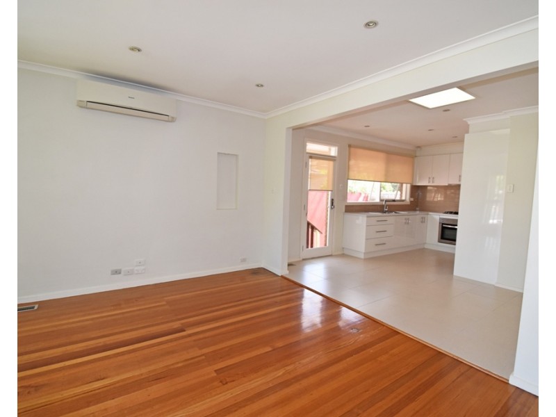 1/1 Parker Street, Ormond VIC 3204