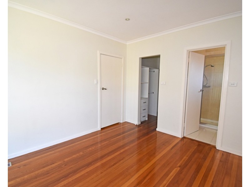 1/1 Parker Street, Ormond VIC 3204