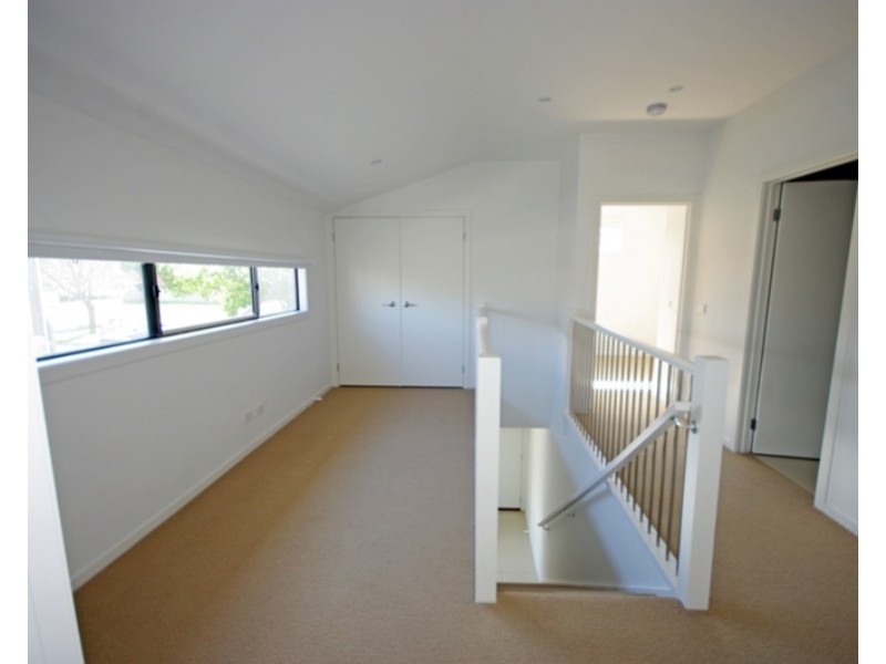1/2 Jasper Road, Bentleigh VIC 3204