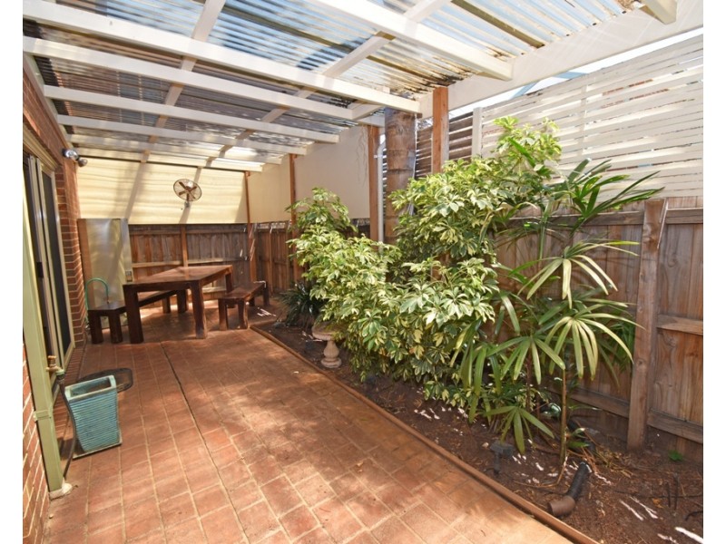 1/9 Wild Cherry Road, Ormond VIC 3204