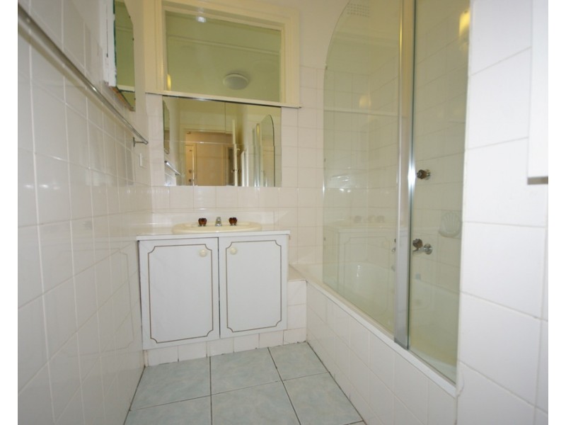 1365 Centre Road, Clayton VIC 3168