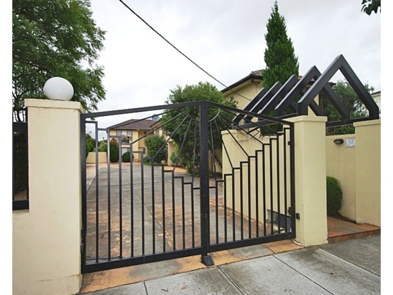 2/16 Marara Road, Caulfield South VIC 3162