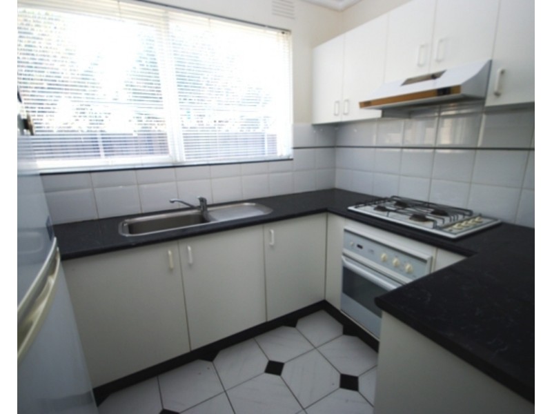 2/16 Marara Road, Caulfield South VIC 3162