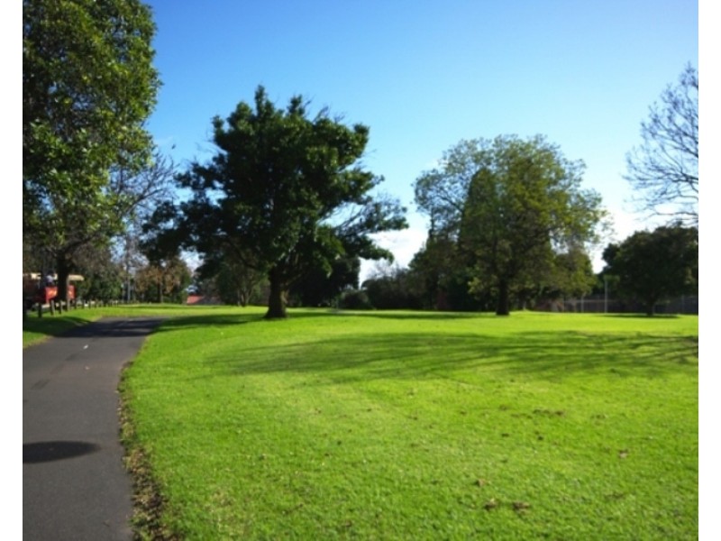 2/16 Marara Road, Caulfield South VIC 3162