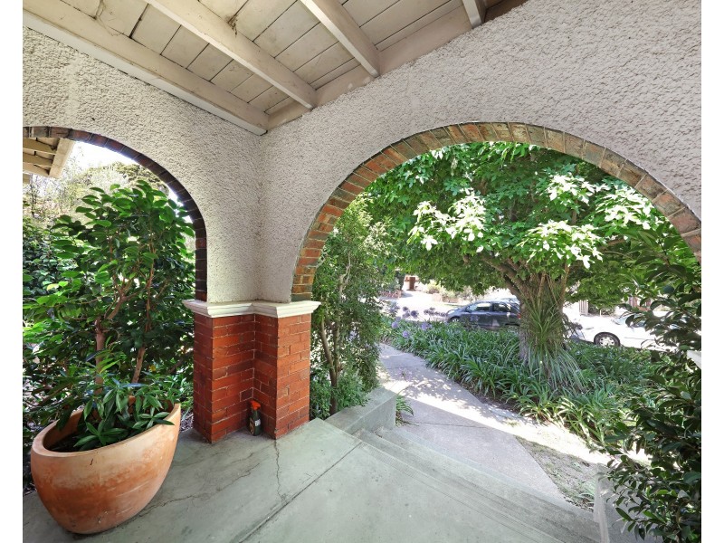 38 Amelia Street, Mckinnon VIC 3204