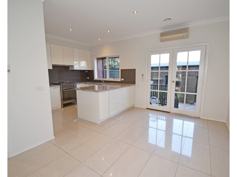 3/76 Wheatley Road, Mckinnon VIC 3204