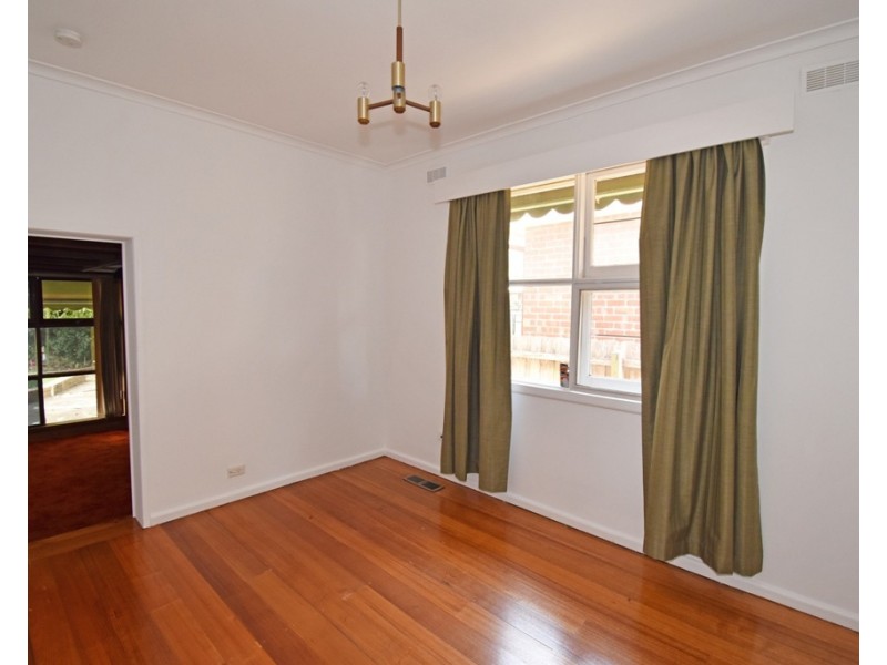 9  Daphne Street, Bentleigh East VIC 3165