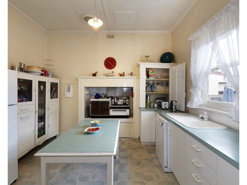 51A Carlyon Street, Ormond VIC 3204