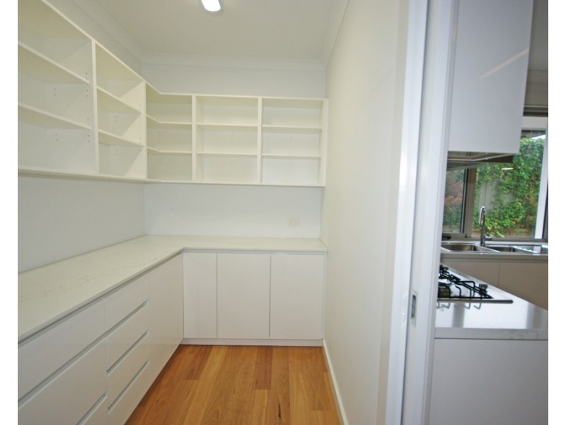 1B Weeroona Road, Murrumbeena VIC 3163