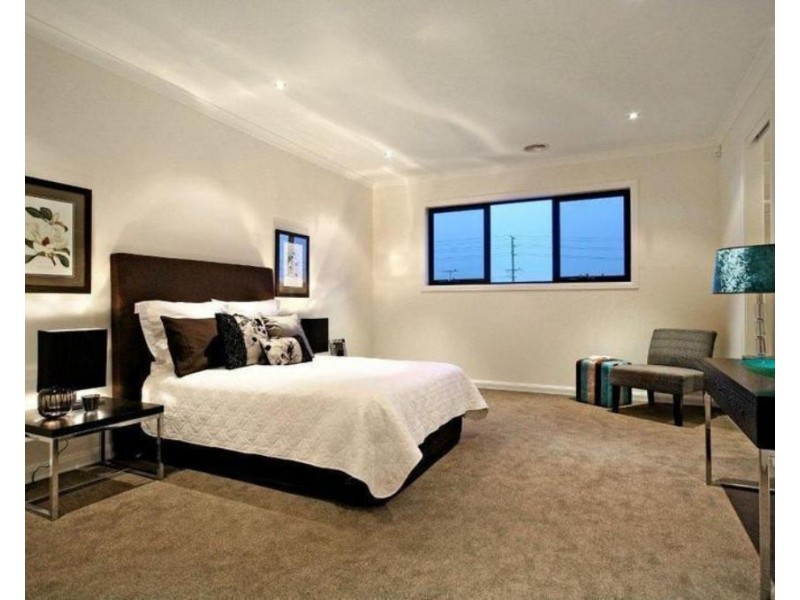 24B Fairbank Road, Bentleigh VIC 3204