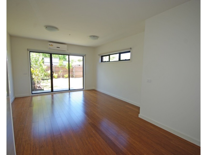 6/75 Lillimur Road, Ormond VIC 3204