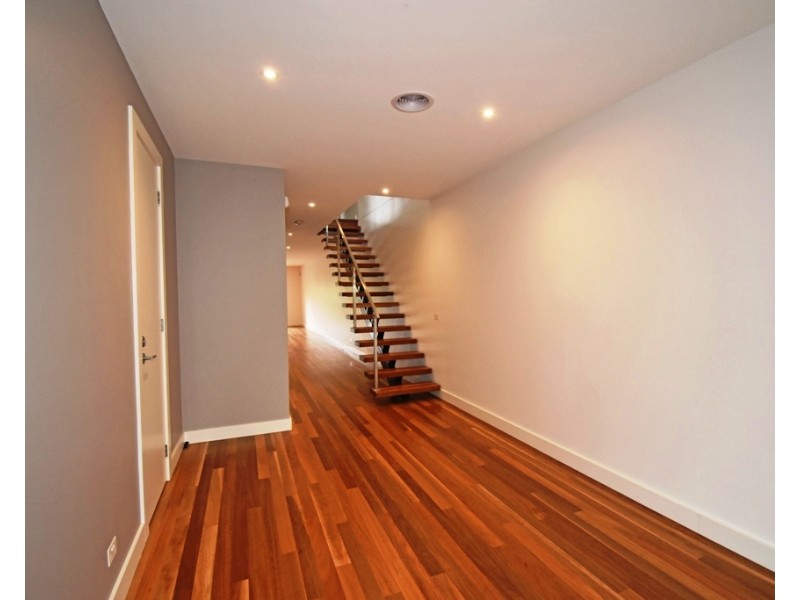 299A McKinnon Road, Mckinnon VIC 3204