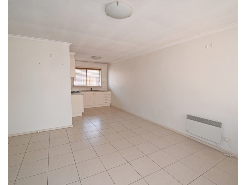 12/2-6 Kelvin Grove, Springvale VIC 3171
