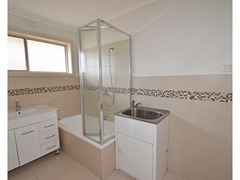12/2-6 Kelvin Grove, Springvale VIC 3171