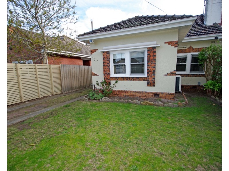 301A Koornang Road, Carnegie VIC 3163