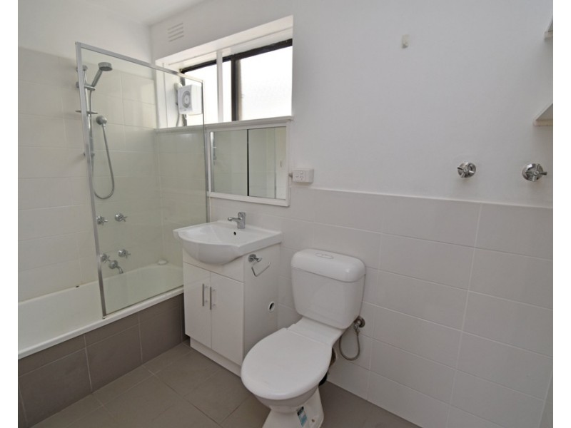 9/12 Brentwood Street, Bentleigh VIC 3204