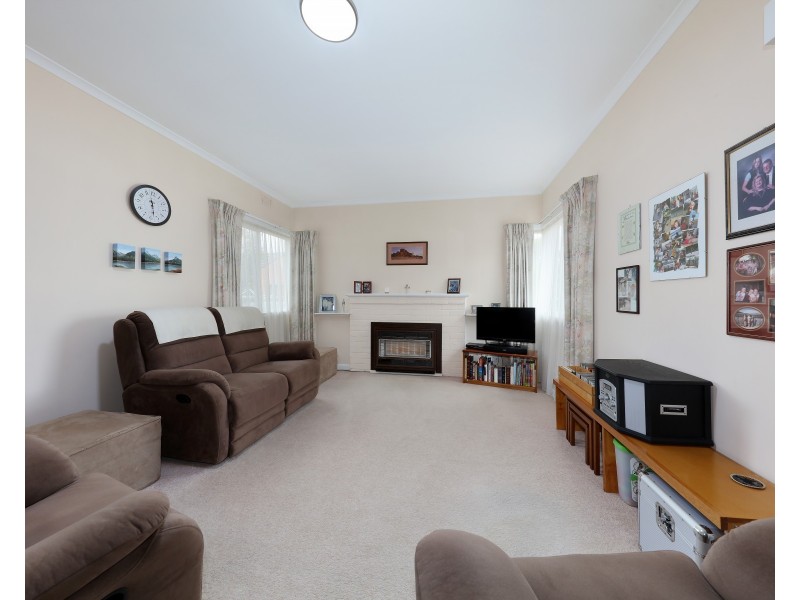 2 Waratah Street, Bentleigh East VIC 3165