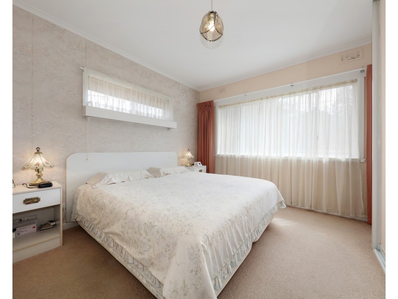 2 Waratah Street, Bentleigh East VIC 3165