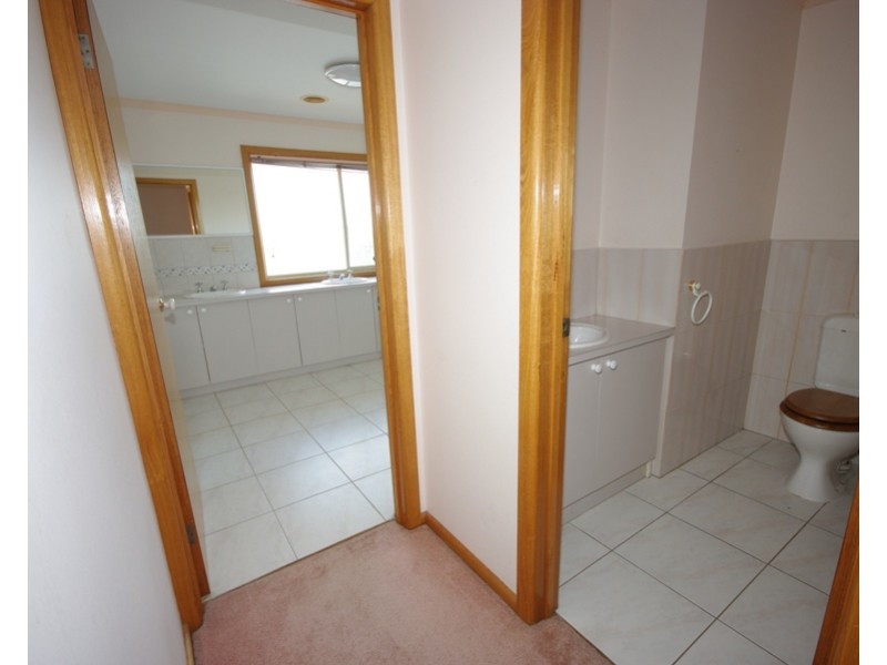 29 Kennedy Street, Bentleigh East VIC 3165