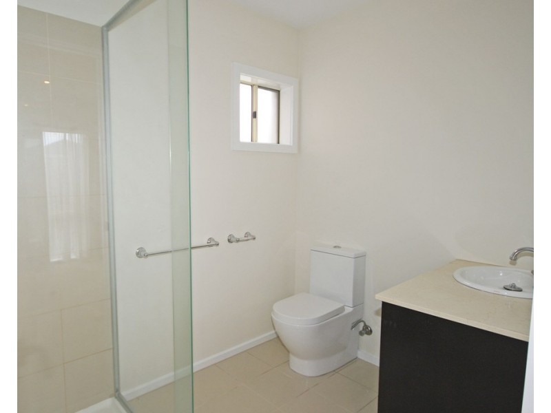 5/12-16  Axelton Street, Cheltenham VIC 3192