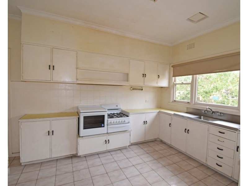 40 Glenbrook Avenue, Clayton VIC 3168