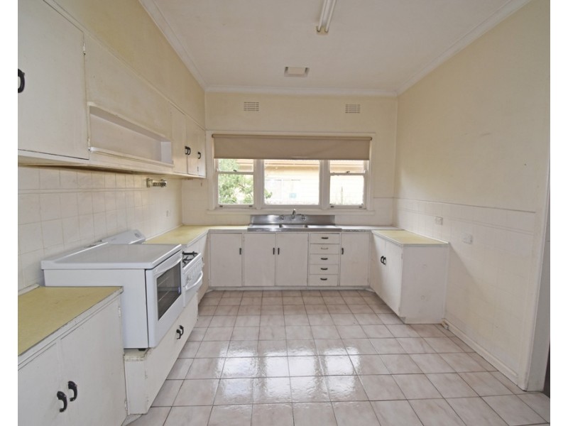 40 Glenbrook Avenue, Clayton VIC 3168