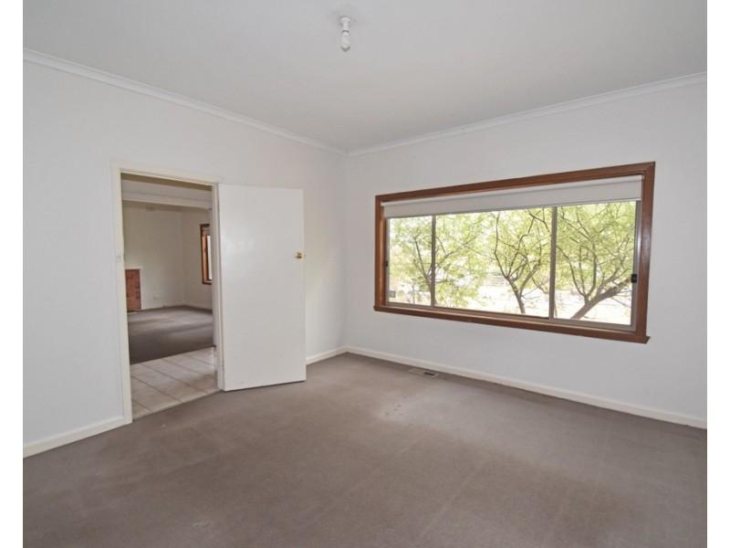 40 Glenbrook Avenue, Clayton VIC 3168