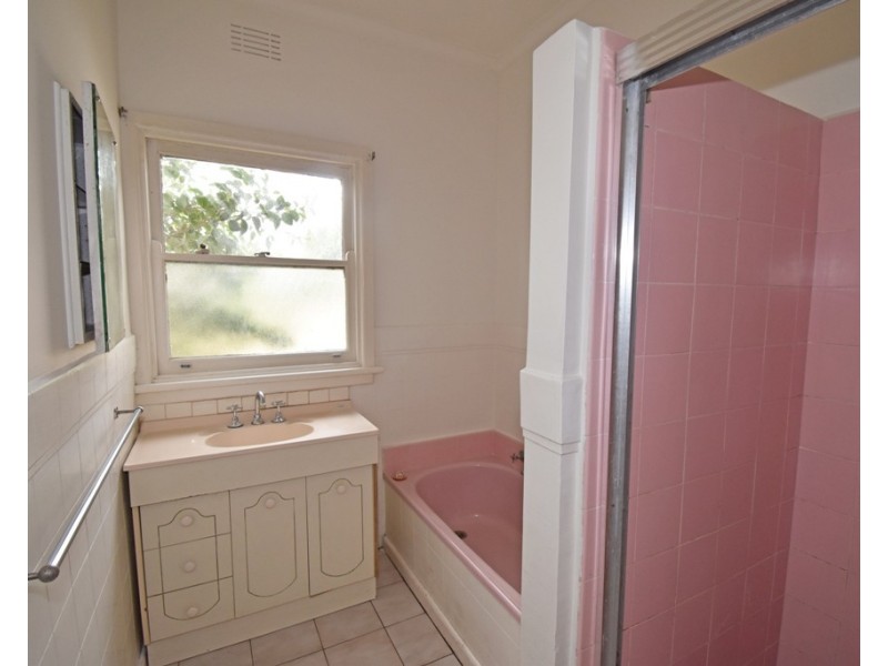 40 Glenbrook Avenue, Clayton VIC 3168