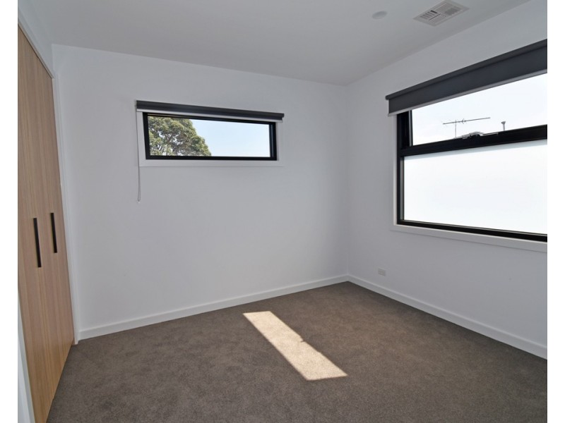 1A Shanahan Crescent, Mckinnon VIC 3204