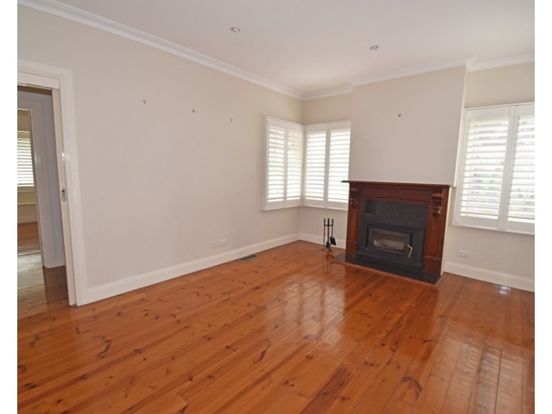 32 Fourth Street, Parkdale VIC 3195
