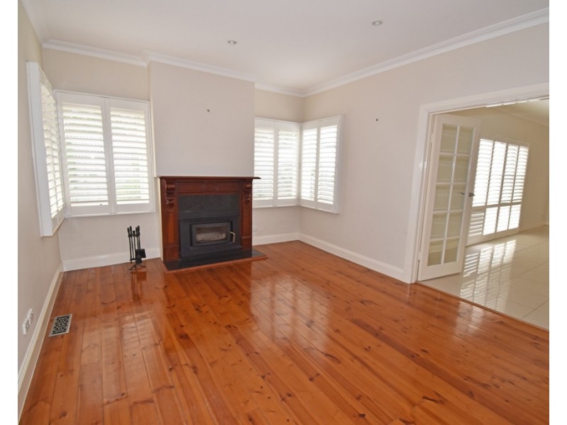 32 Fourth Street, Parkdale VIC 3195