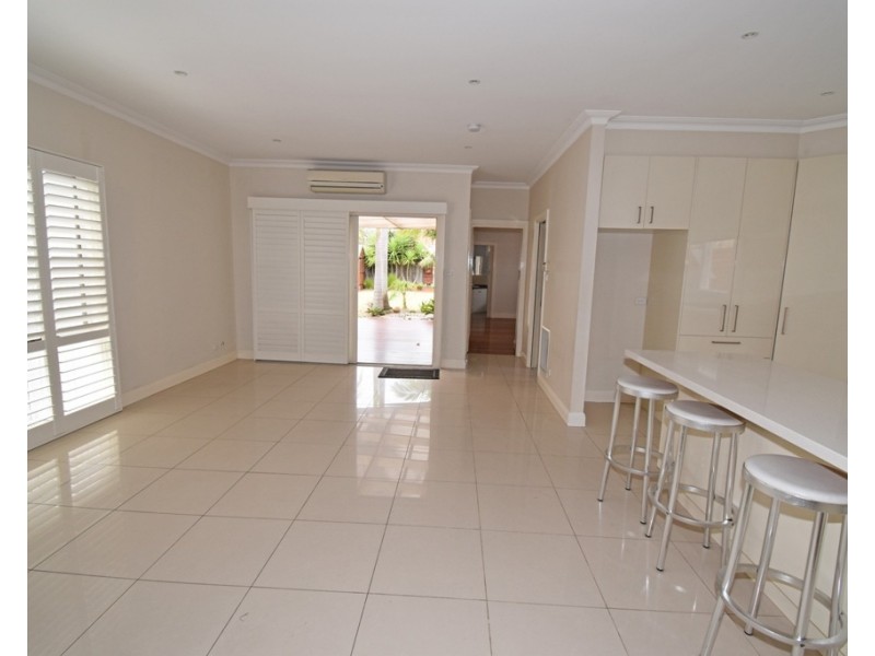 32 Fourth Street, Parkdale VIC 3195