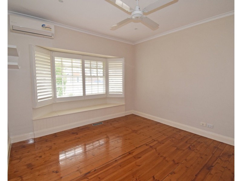 32 Fourth Street, Parkdale VIC 3195