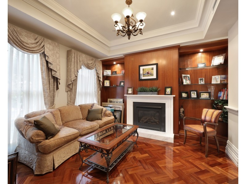 2 Chavasse Street, Brighton VIC 3186