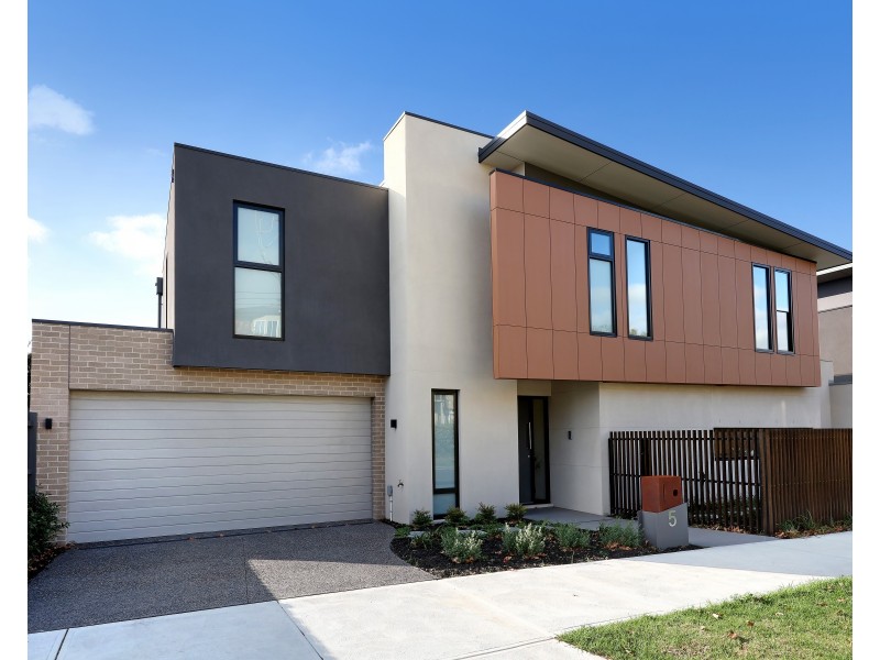 5 Victor Road, Bentleigh VIC 3204