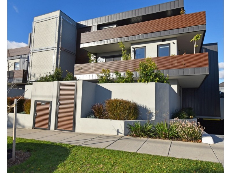 8/10 Station Avenue, Mckinnon VIC 3204