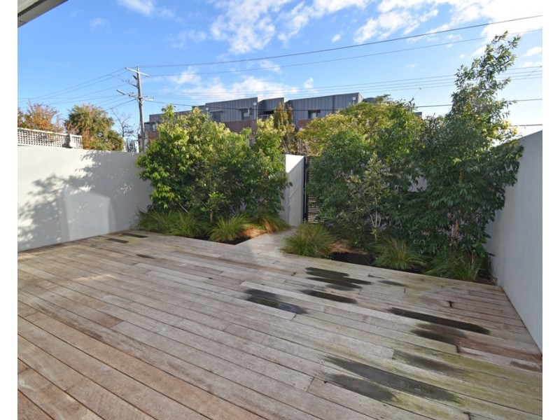 8/10 Station Avenue, Mckinnon VIC 3204