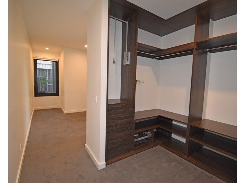 8/10 Station Avenue, Mckinnon VIC 3204