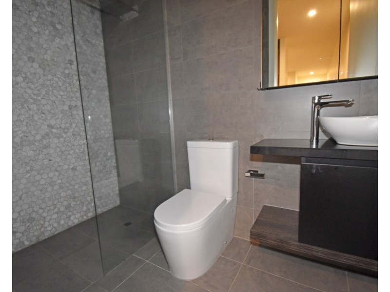 8/10 Station Avenue, Mckinnon VIC 3204