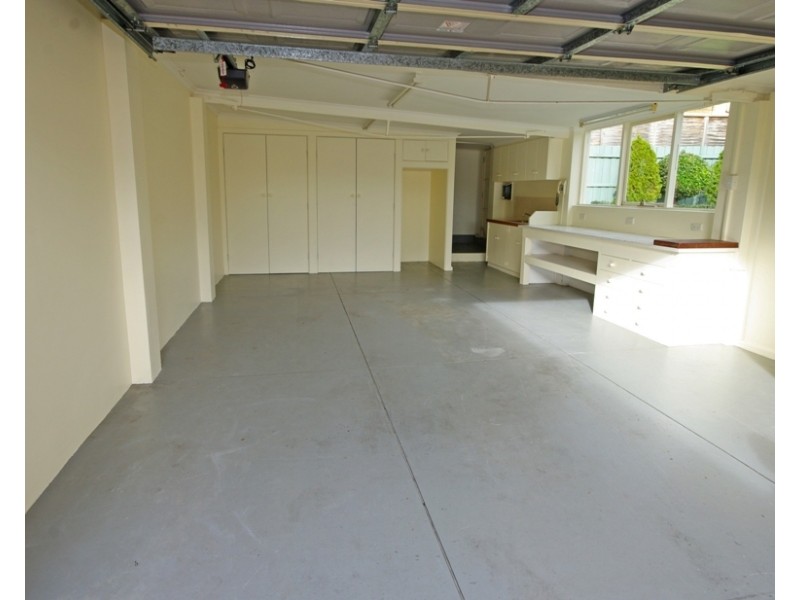 12 Normanby Road, Bentleigh East VIC 3165