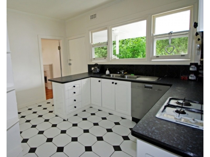 23 Fairbank Road, Bentleigh VIC 3204