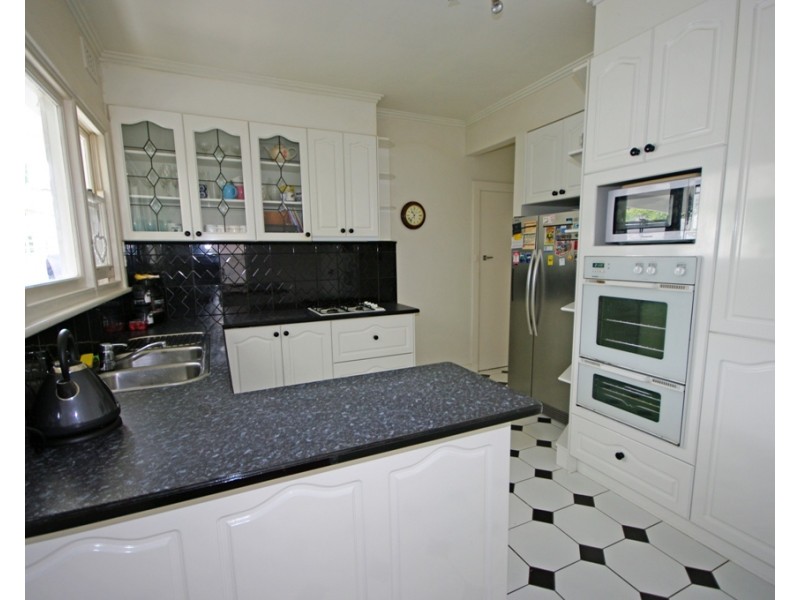 23 Fairbank Road, Bentleigh VIC 3204