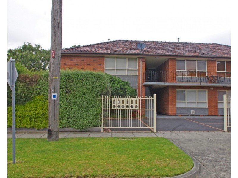 2/81 Wilson Street, Cheltenham VIC 3192