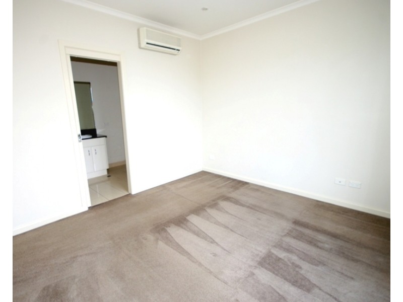 203/100 Hawthorn Road, Caulfield North VIC 3161