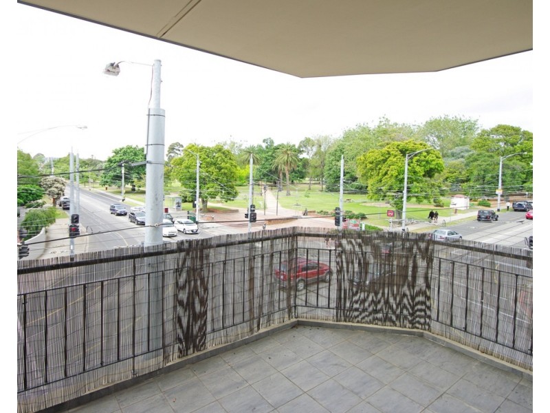 203/100 Hawthorn Road, Caulfield North VIC 3161