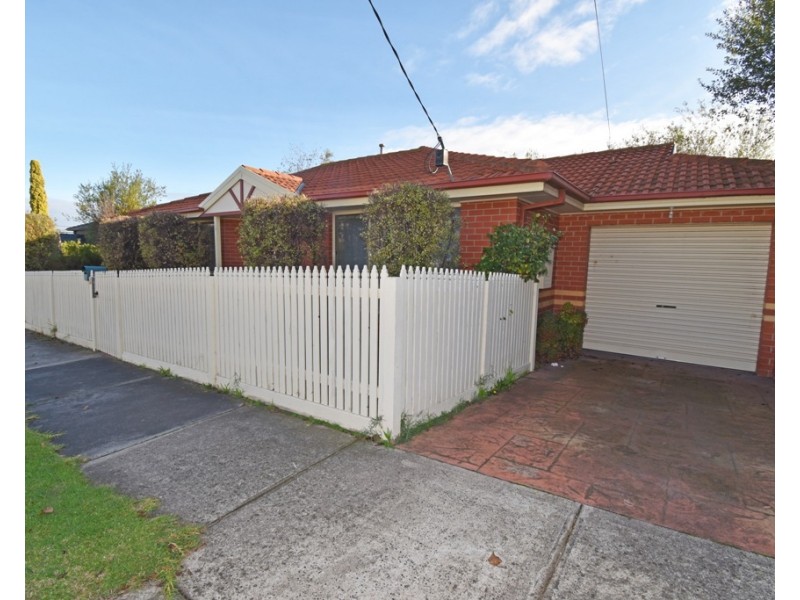 2/50 Lahona Avenue, Bentleigh East VIC 3165